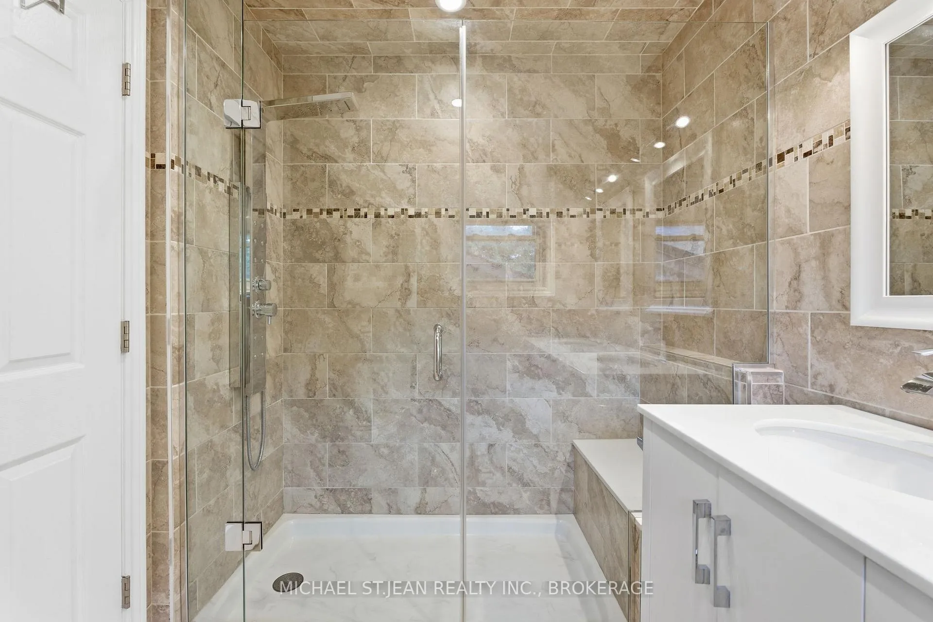 Photo 23 of 480 Golf Links Road, Hamilton, Ancaster — HOMEH