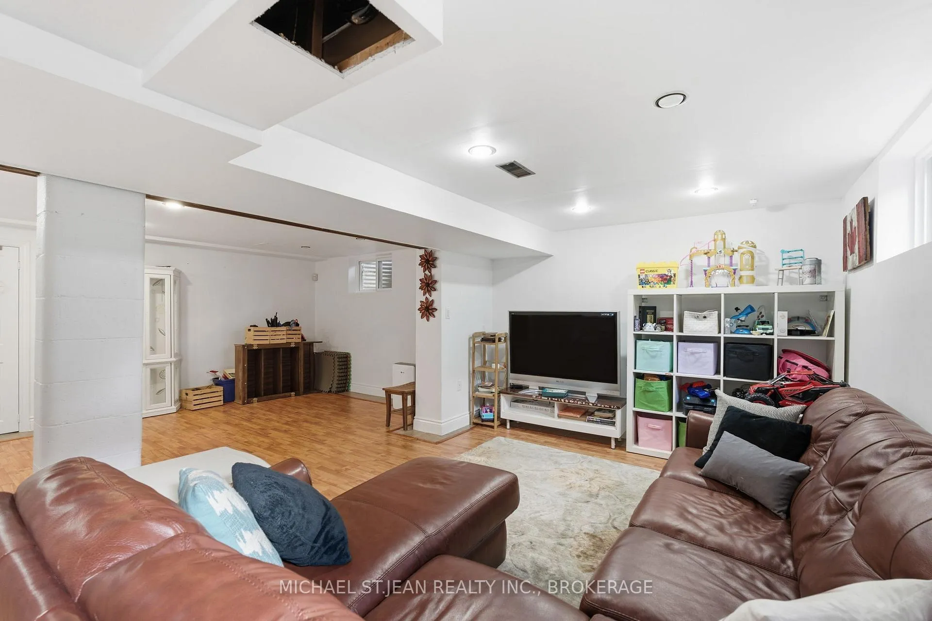 Photo 36 of 480 Golf Links Road, Hamilton, Ancaster — HOMEH