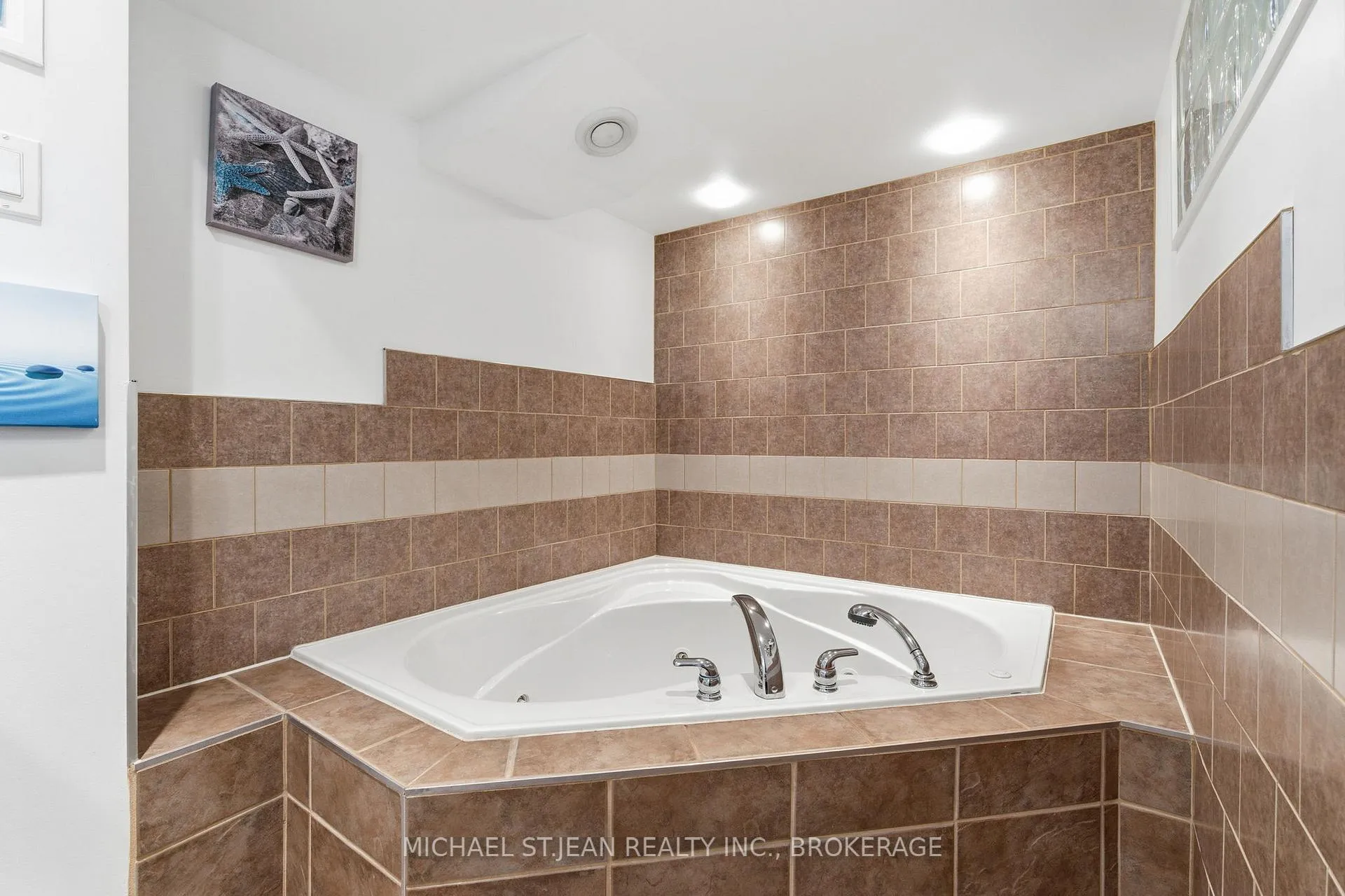 Photo 38 of 480 Golf Links Road, Hamilton, Ancaster — HOMEH