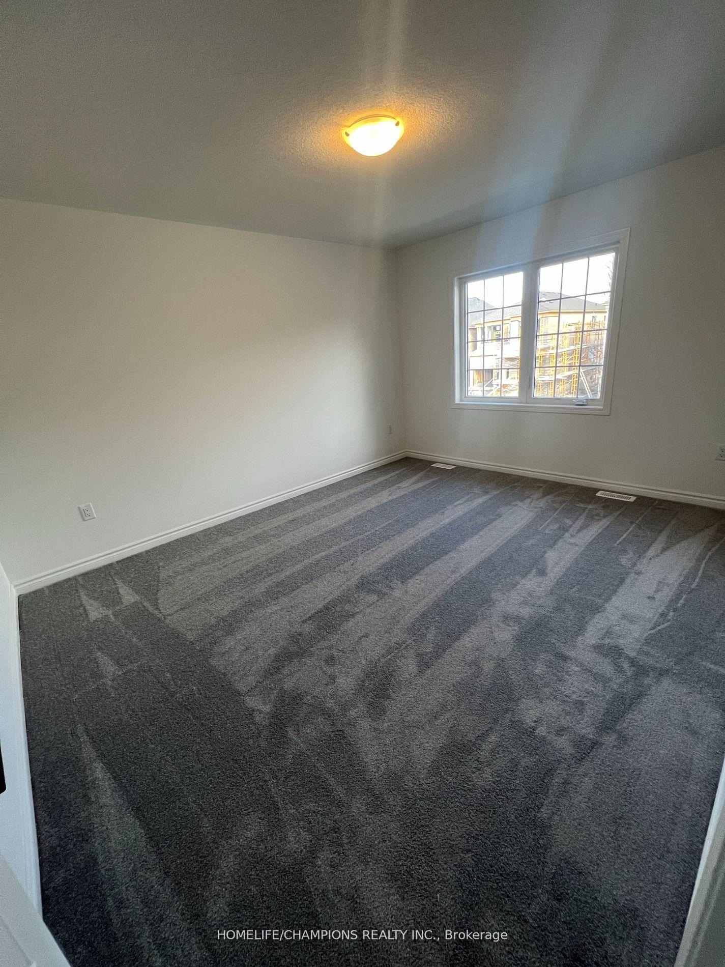 Photo 5 of 2972 Heartwood Lane E, Pickering, Rural Pickering — HOMEH