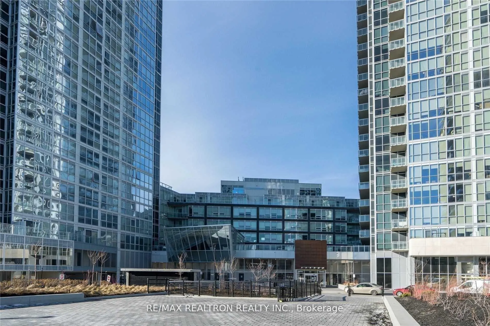 Photo 3 of Unit 3104, 2908 Highway 7, Vaughan, Concord — HOMEH