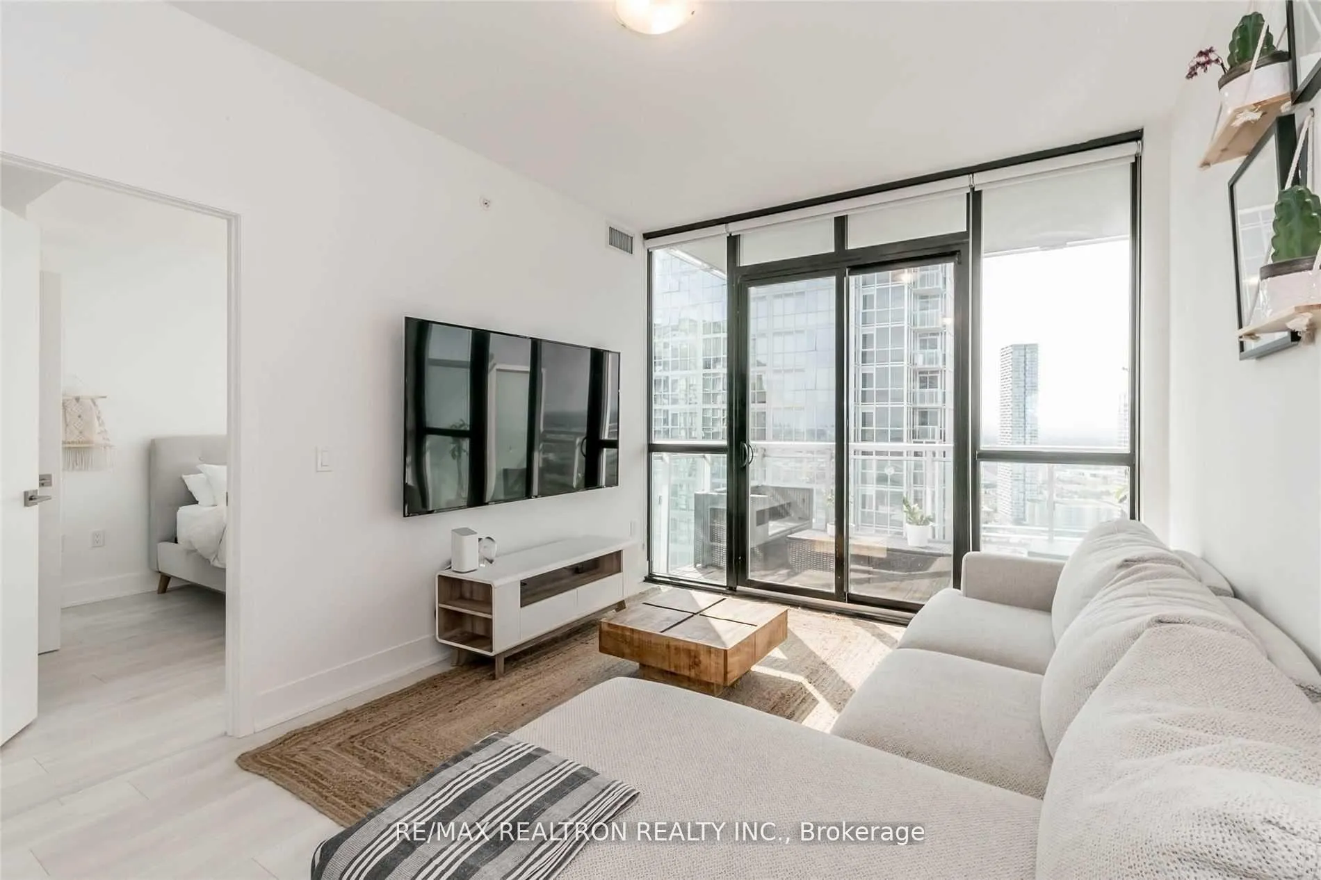 Photo 14 of Unit 3104, 2908 Highway 7, Vaughan, Concord — HOMEH