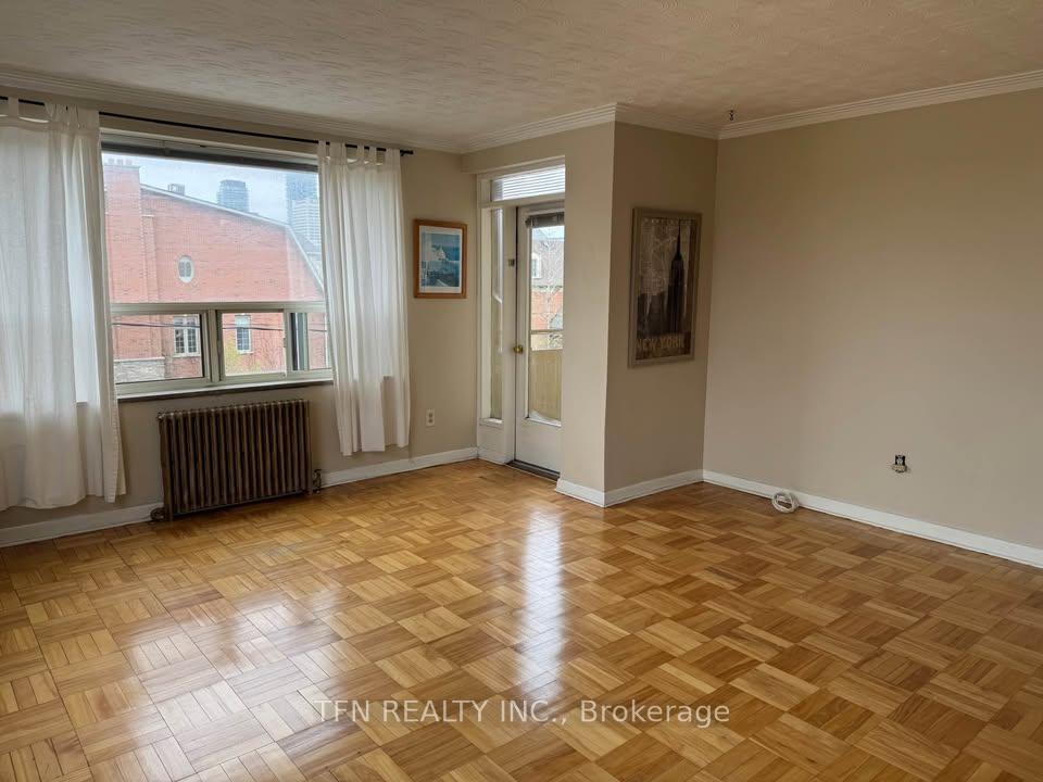 Photo 1 of Unit 203, 1112 Avenue Road, Toronto, Lawrence Park South — HOMEH