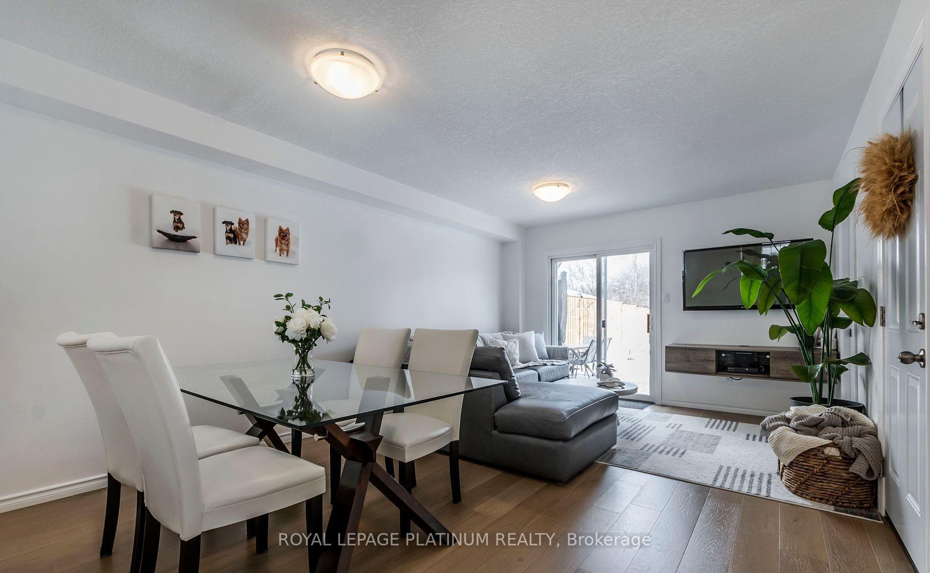 Photo 5 of 41 Milson Crescent, Guelph, Kortright Hills — HOMEH