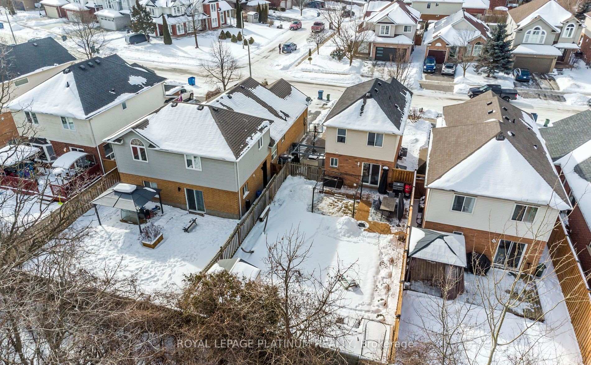 Photo 18 of 41 Milson Crescent, Guelph, Kortright Hills — HOMEH
