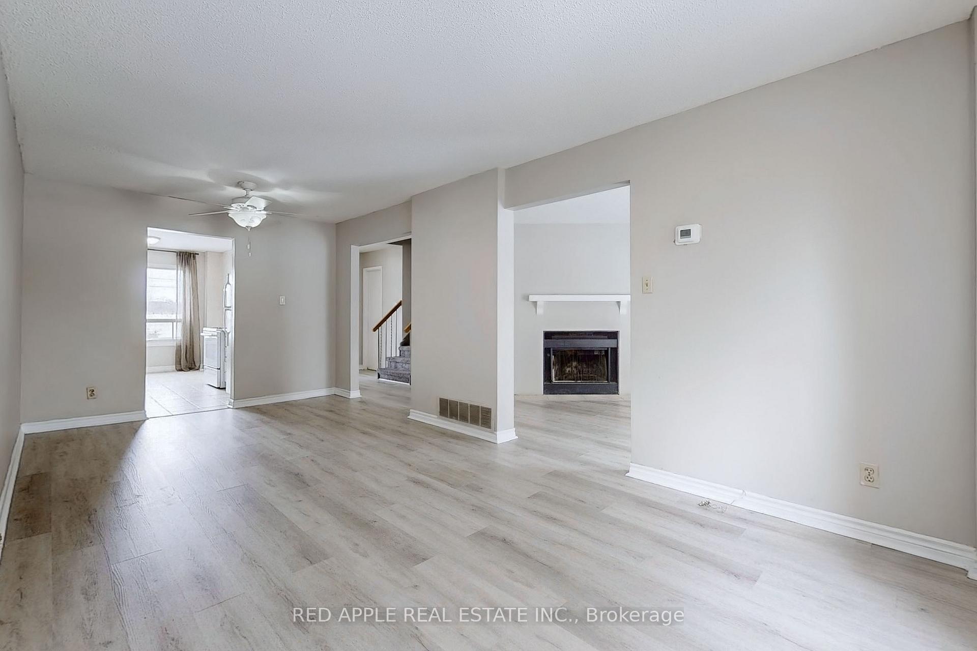 Photo 3 of Unit Upper, 50 Whitehaven Drive, Brampton, Heart Lake West — HOMEH