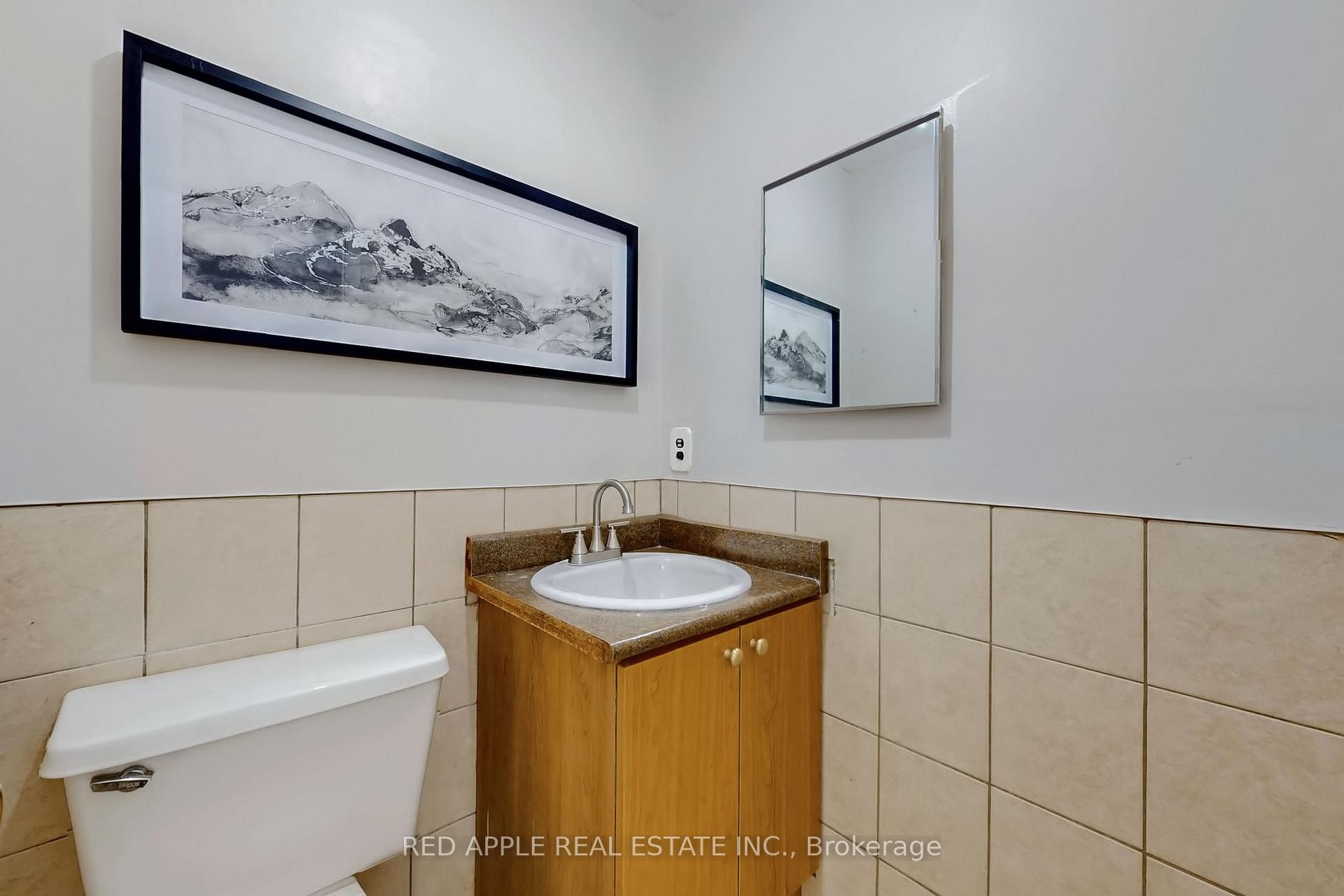Photo 9 of Unit Upper, 50 Whitehaven Drive, Brampton, Heart Lake West — HOMEH