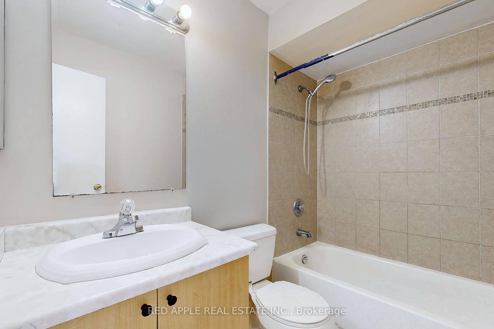 Photo 24 of Unit Upper, 50 Whitehaven Drive, Brampton, Heart Lake West — HOMEH