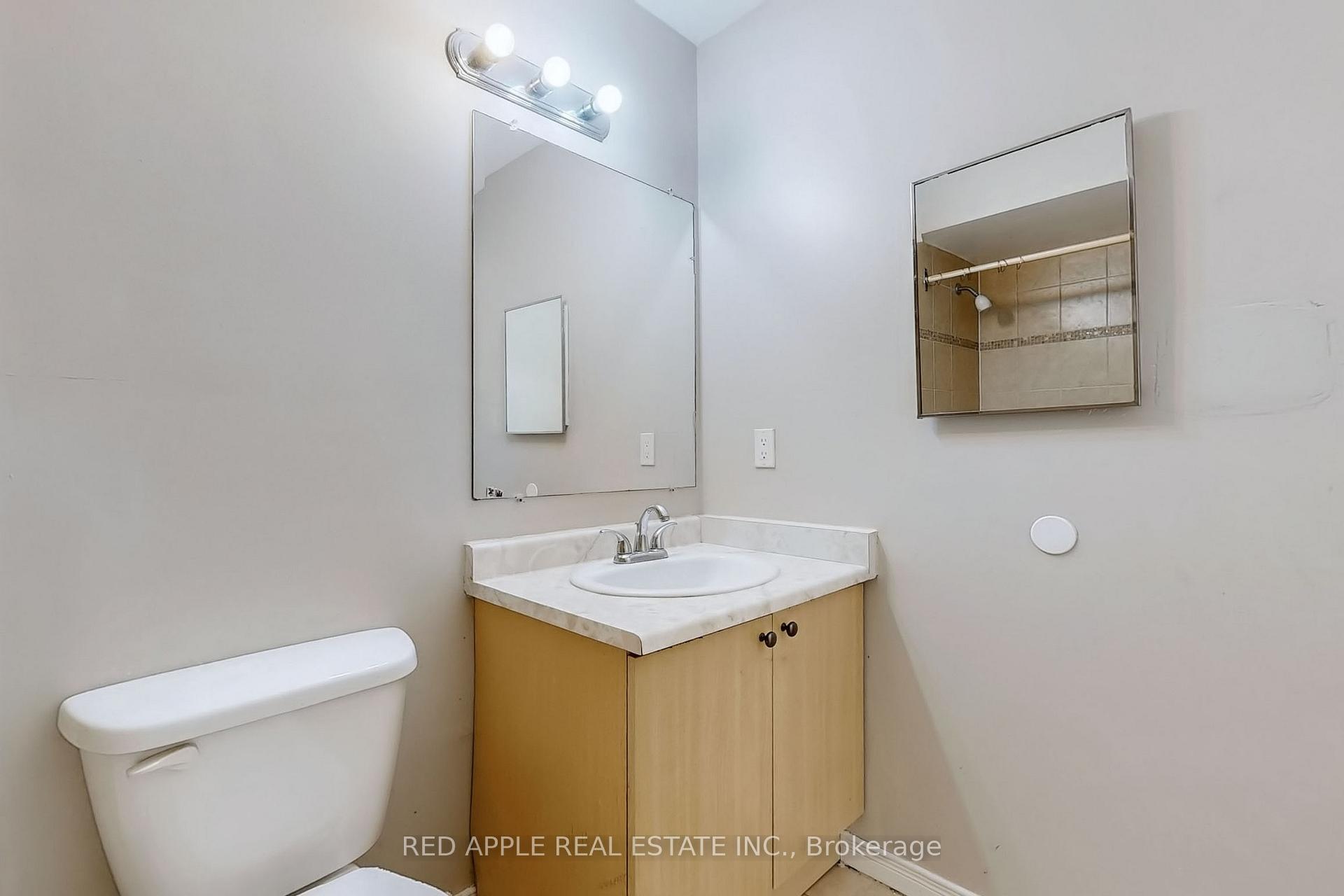 Photo 17 of Unit Upper, 50 Whitehaven Drive, Brampton, Heart Lake West — HOMEH