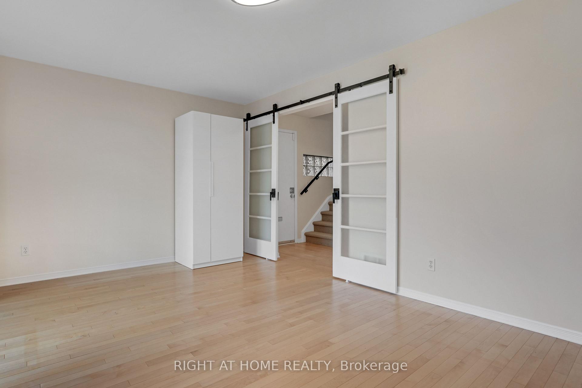 Photo 5 of 243B Sunnyside Avenue, Ottawa, Old Ottawa South — HOMEH