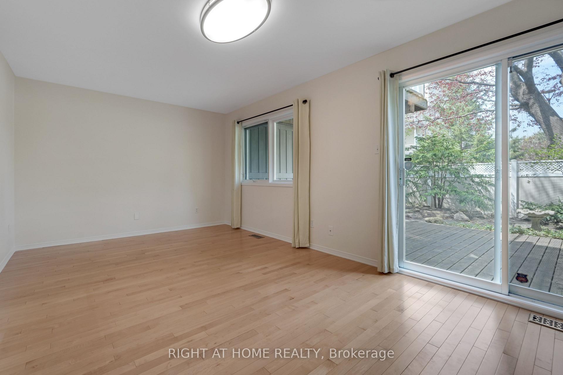 Photo 9 of 243B Sunnyside Avenue, Ottawa, Old Ottawa South — HOMEH