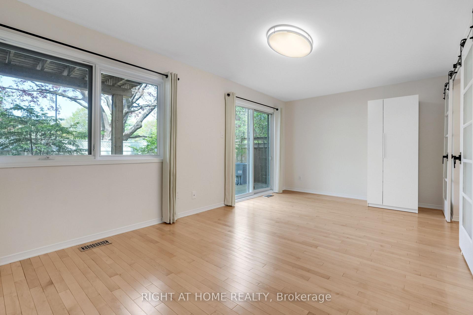 Photo 13 of 243B Sunnyside Avenue, Ottawa, Old Ottawa South — HOMEH