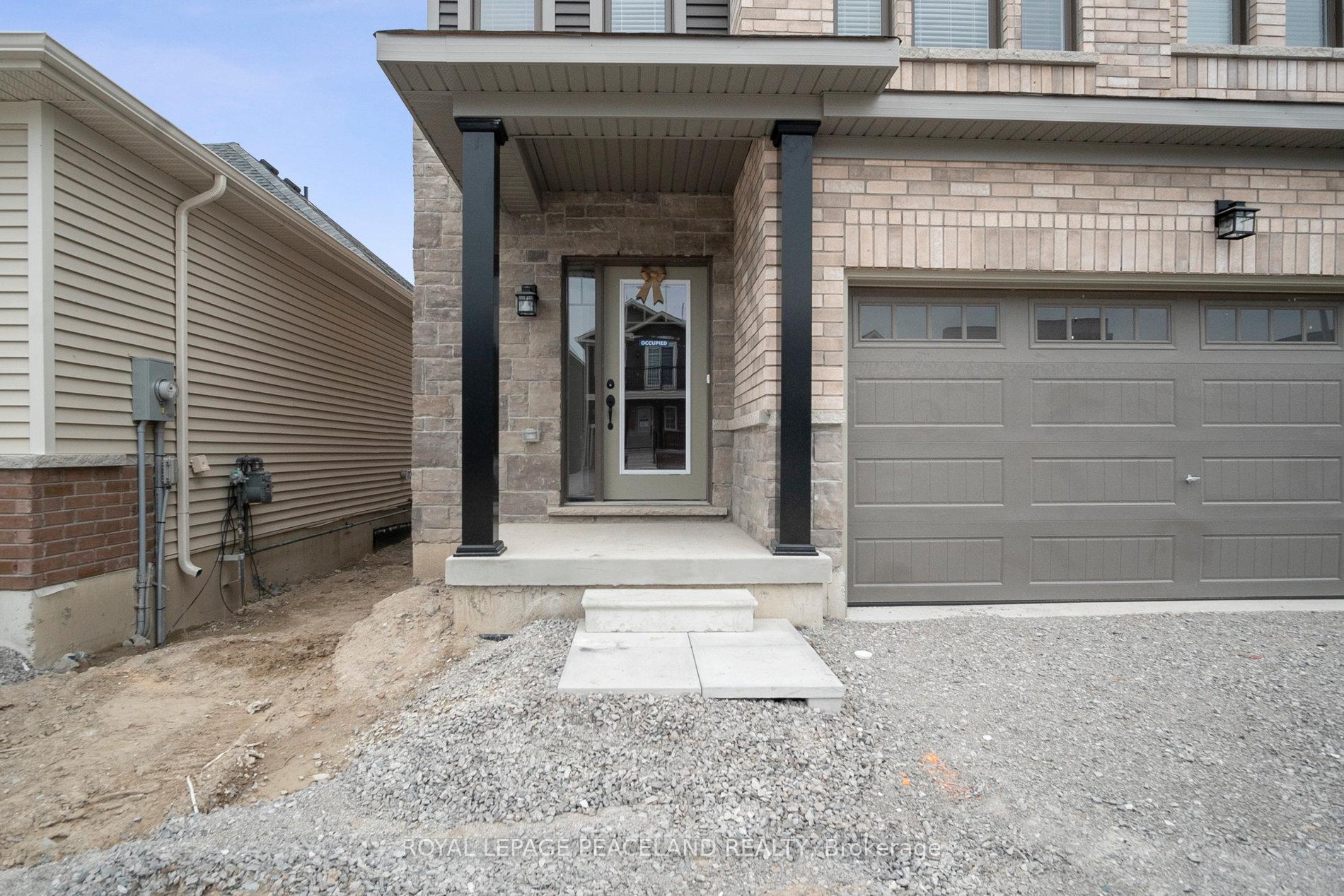 Photo 16 of 3 Harvest Crescent, Barrie, Rural Barrie Southeast — HOMEH