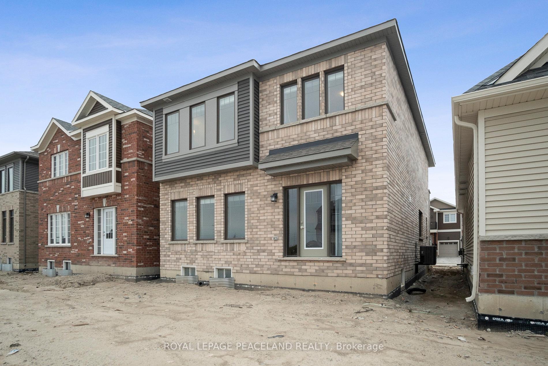 Photo 36 of 3 Harvest Crescent, Barrie, Rural Barrie Southeast — HOMEH