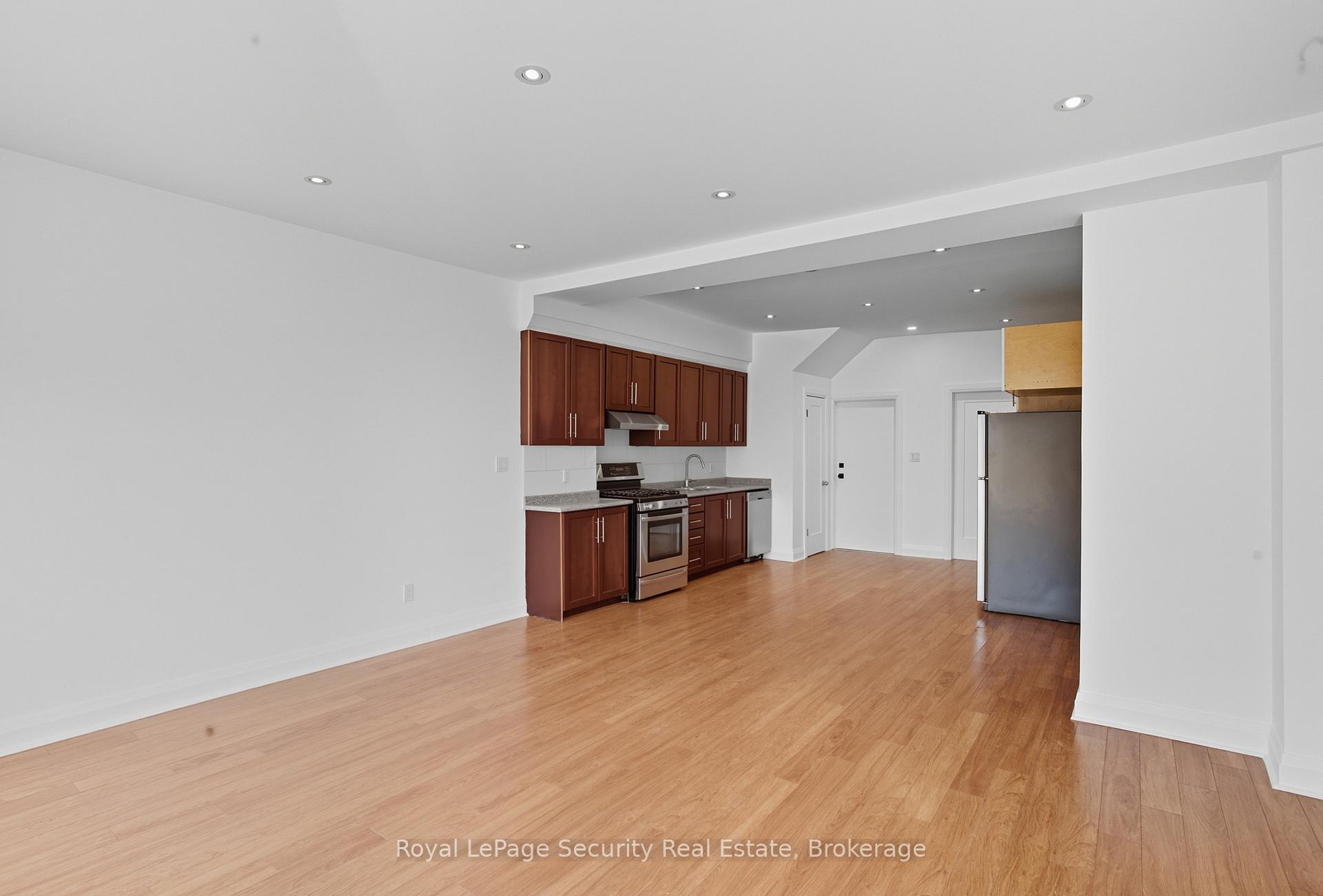 Photo 15 of 226 Lauder Avenue, Toronto, Oakwood Village — HOMEH