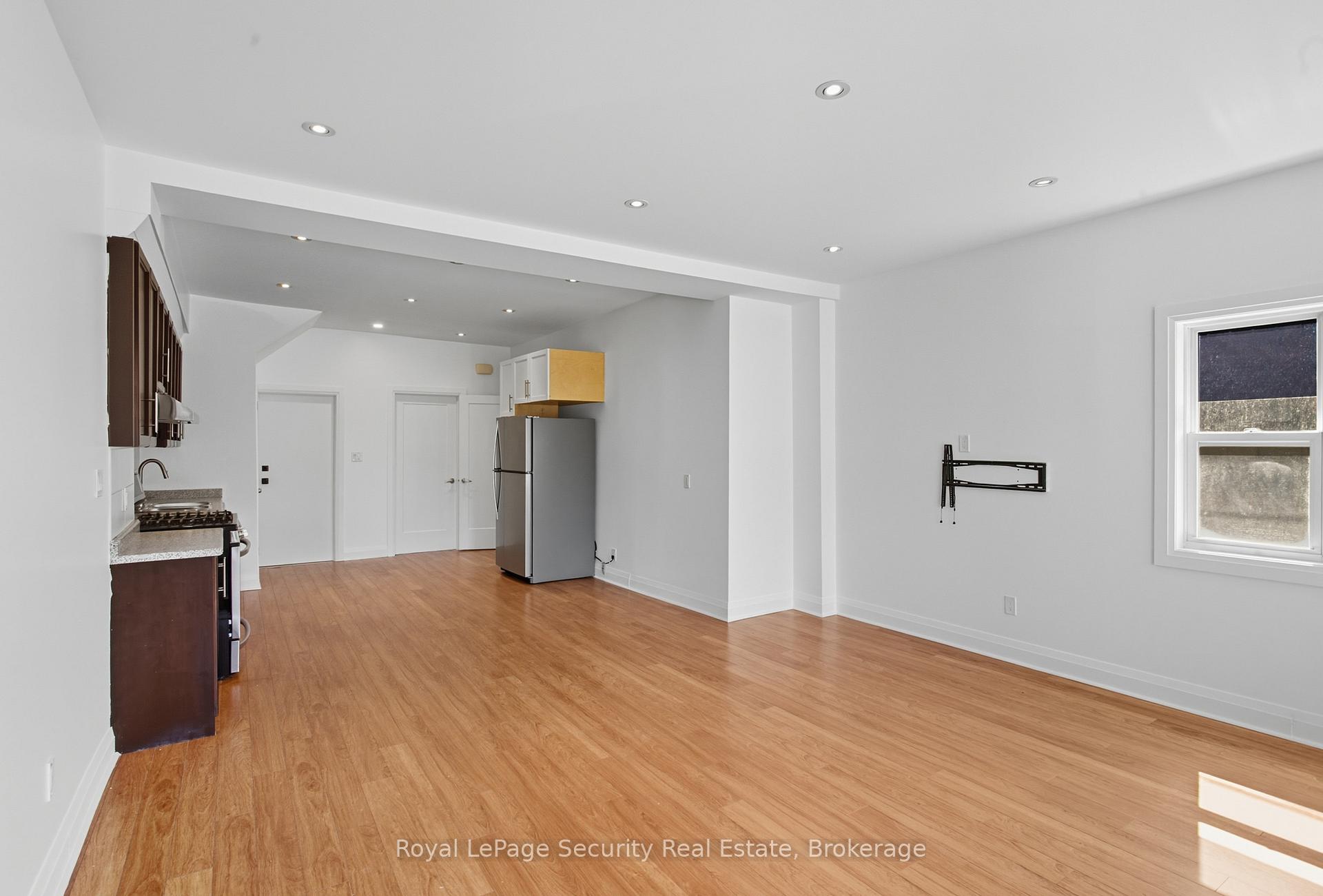 Photo 10 of 226 Lauder Avenue, Toronto, Oakwood Village — HOMEH