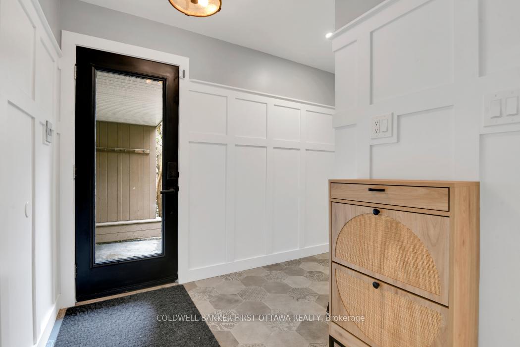 Photo 2 of 109 Penfield Drive, Ottawa, Kanata - Beaverbrook — HOMEH