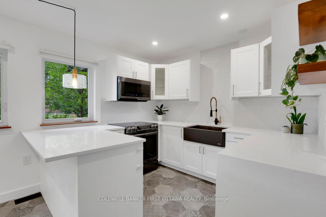 Photo 9 of 109 Penfield Drive, Ottawa, Kanata - Beaverbrook — HOMEH