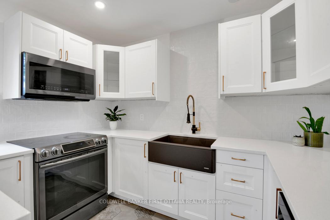 Photo 30 of 109 Penfield Drive, Ottawa, Kanata - Beaverbrook — HOMEH