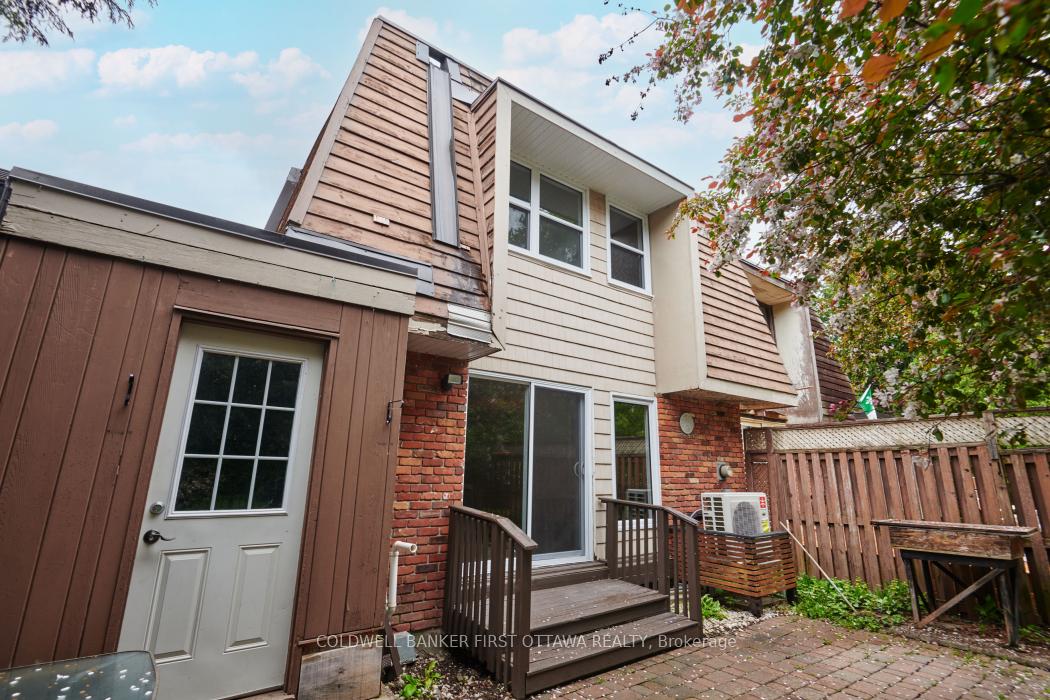 Photo 23 of 109 Penfield Drive, Ottawa, Kanata - Beaverbrook — HOMEH