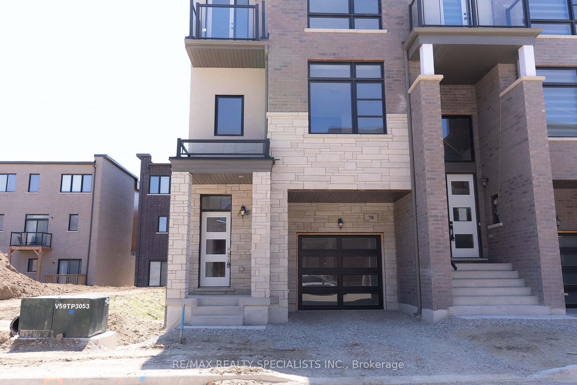 Photo 1 of 78 Paradox Street, Vaughan, Kleinburg — HOMEH