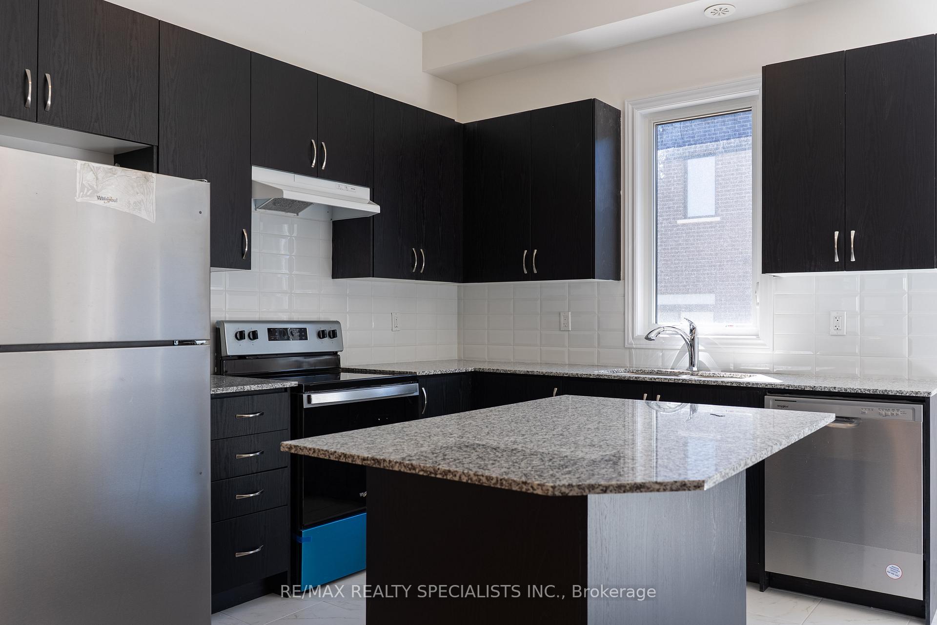 Photo 8 of 78 Paradox Street, Vaughan, Kleinburg — HOMEH