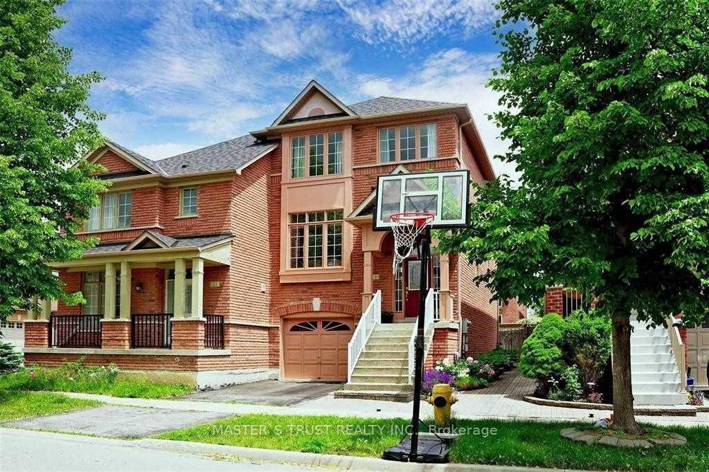 Photo 1 of 19 Henrietta Street W, Markham, Berczy — HOMEH