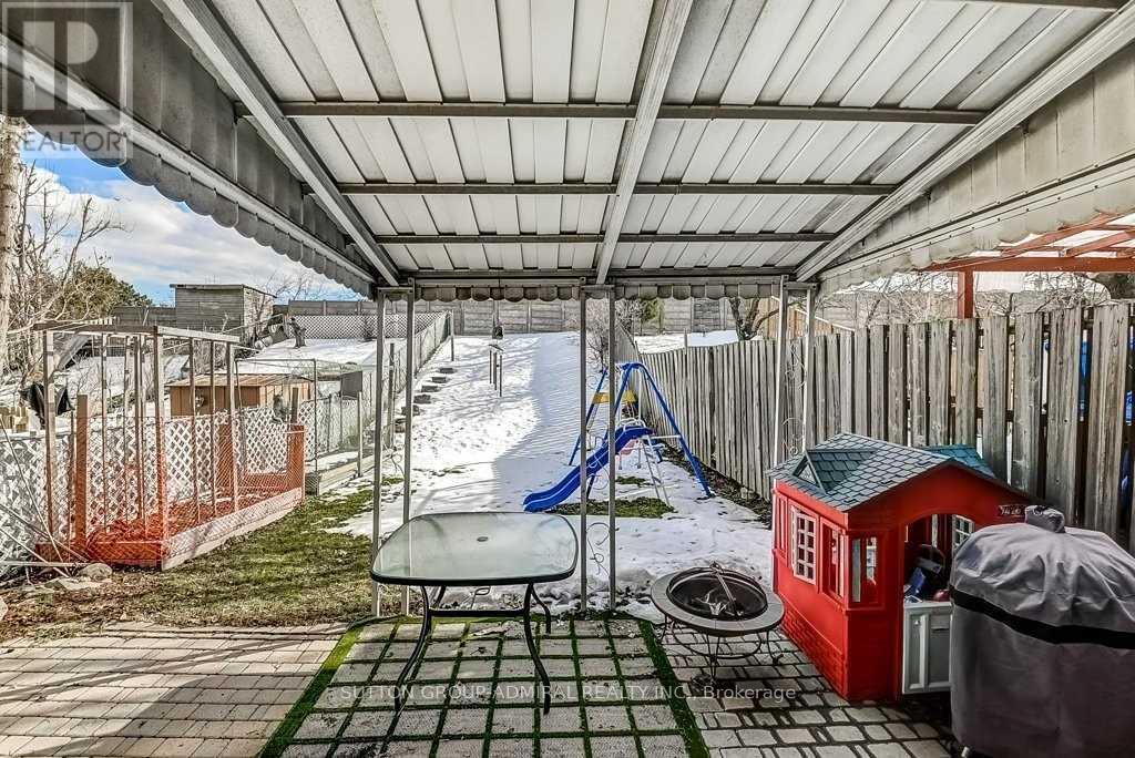 Photo 8 of 91 Bob O'Link Avenue, Vaughan, Glen Shields — HOMEH