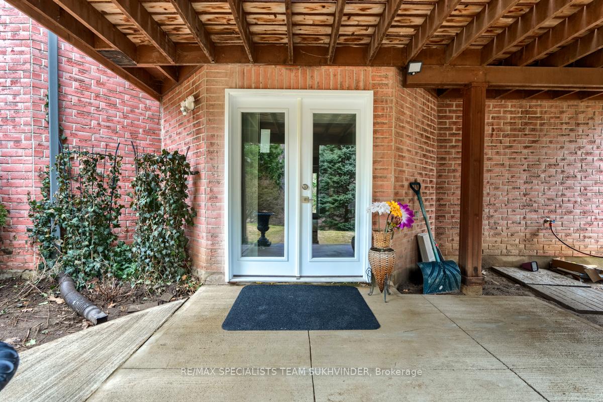 Photo 31 of 30 Winding Wood Crescent, Kitchener — HOMEH