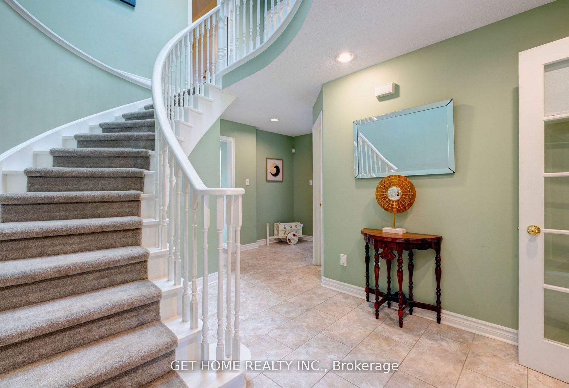 Photo 17 of 52 Emmet Place, Whitby, Blue Grass Meadows — HOMEH