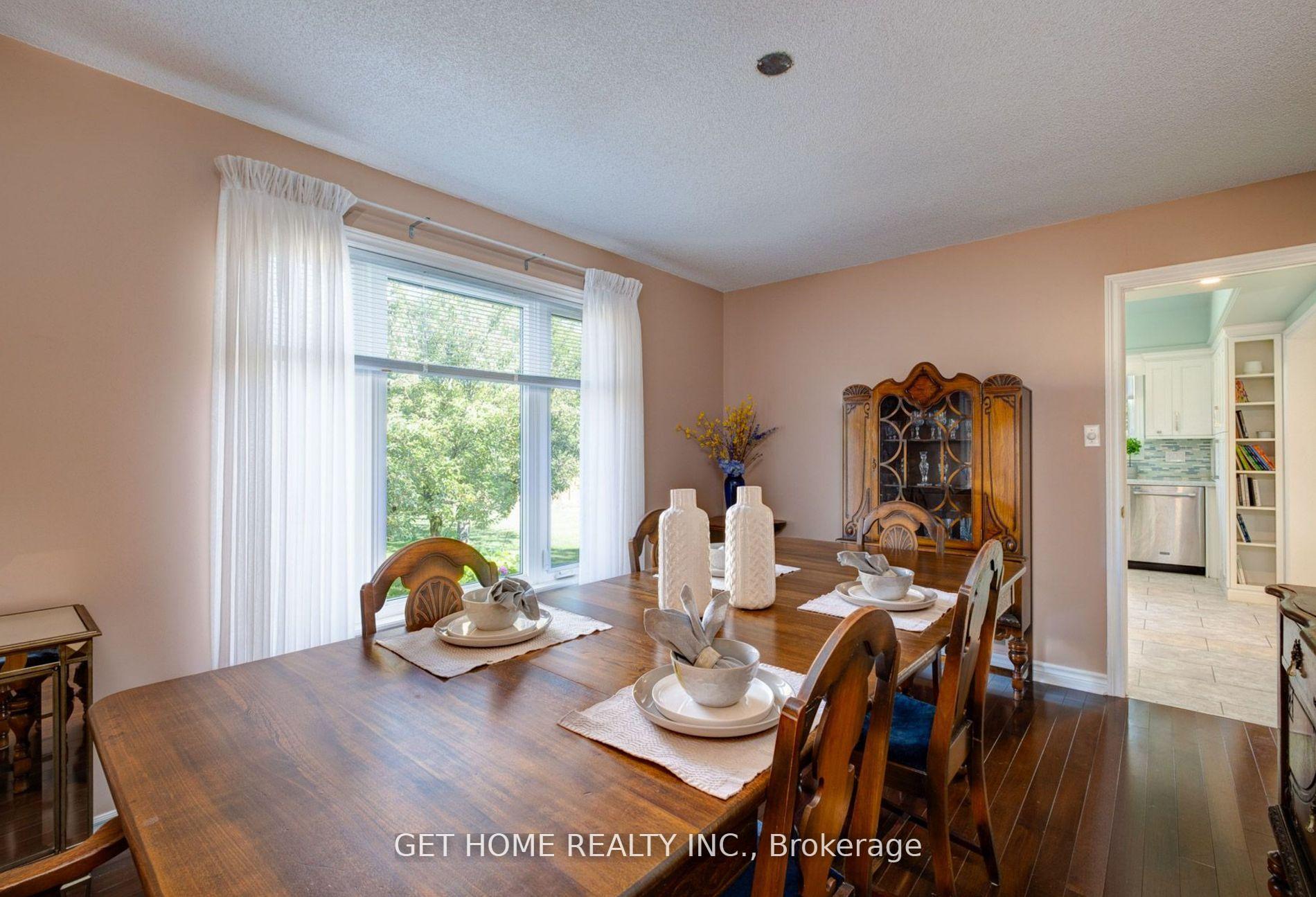 Photo 13 of 52 Emmet Place, Whitby, Blue Grass Meadows — HOMEH