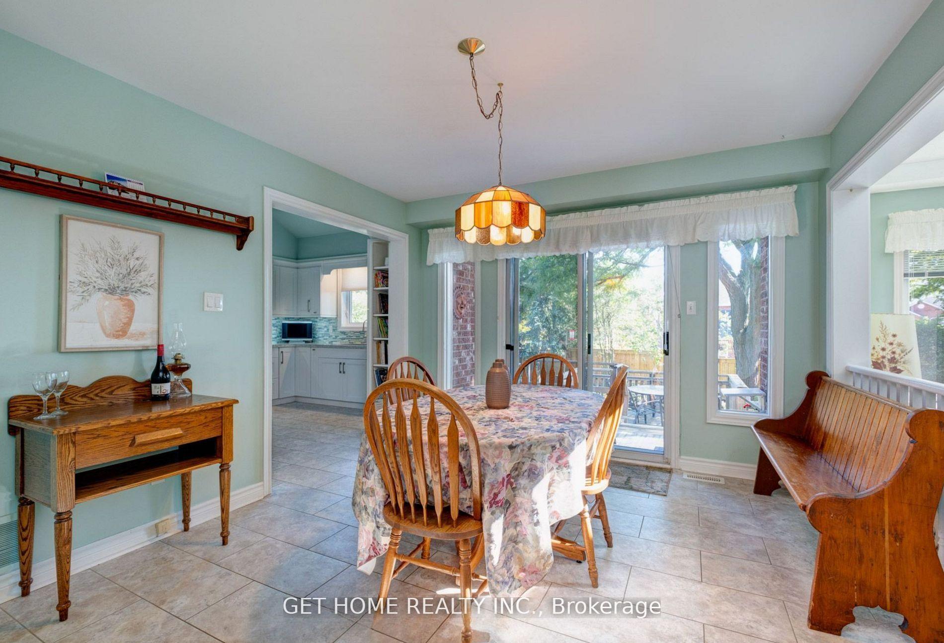 Photo 3 of 52 Emmet Place, Whitby, Blue Grass Meadows — HOMEH