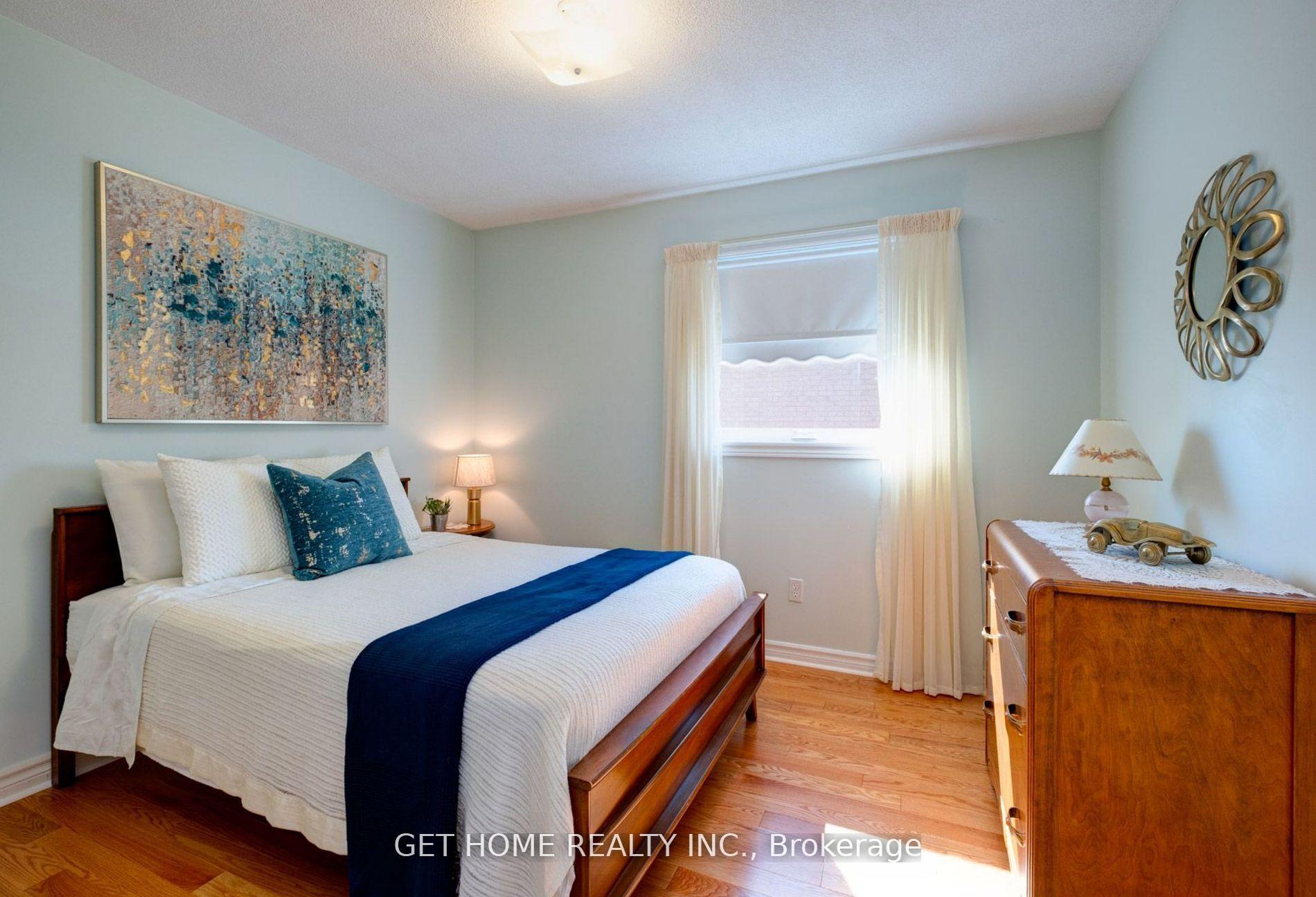 Photo 14 of 52 Emmet Place, Whitby, Blue Grass Meadows — HOMEH