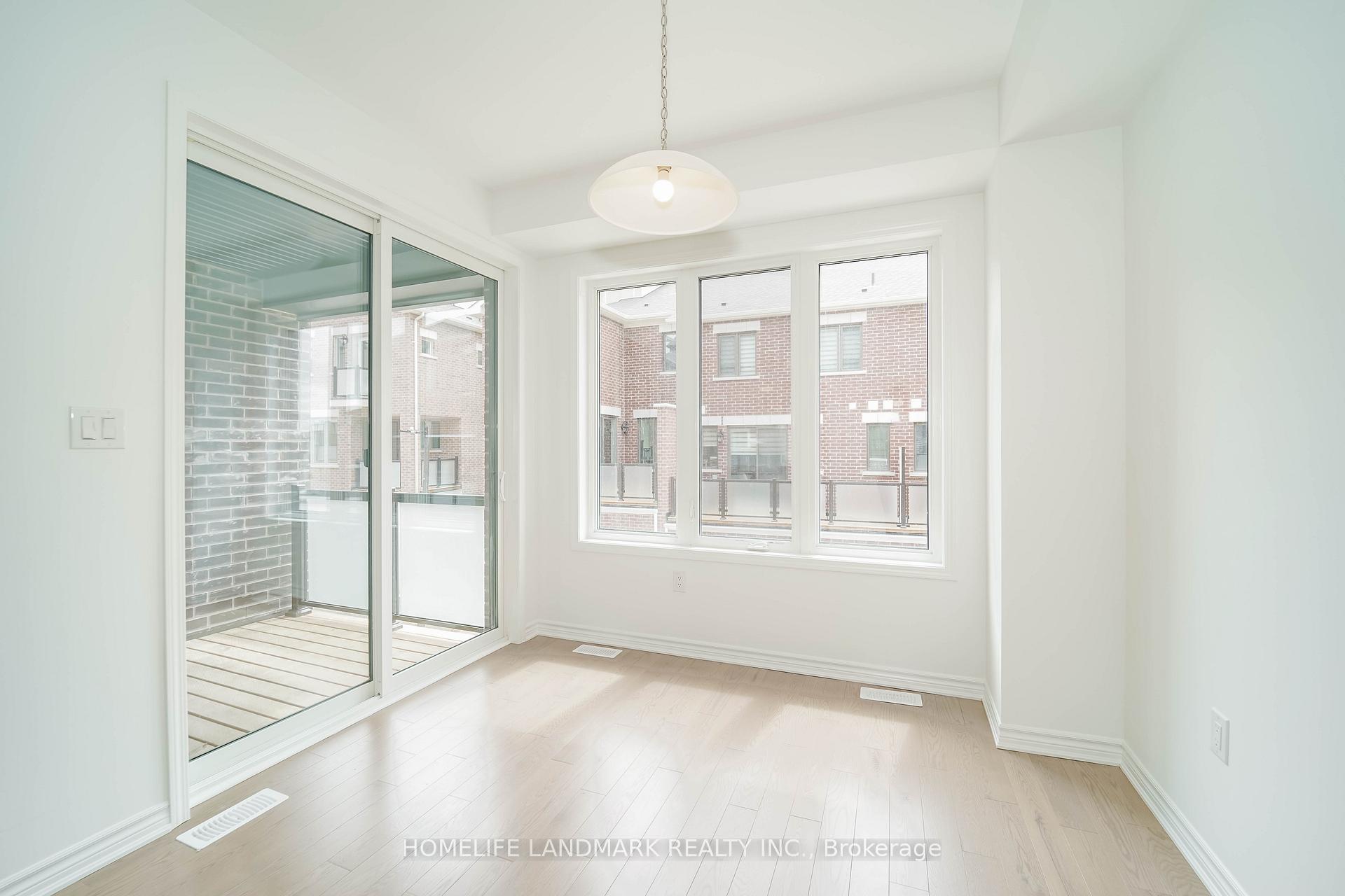 Photo 11 of 5 Wisla Avenue, Markham, Victoria Square — HOMEH