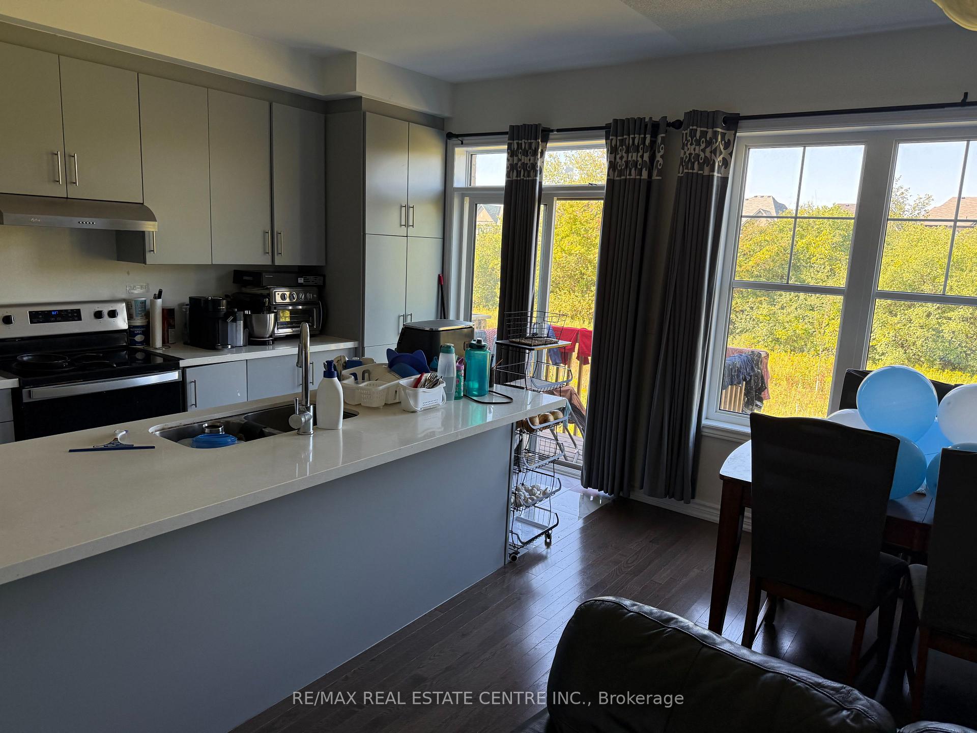 Photo 1 of Unit 26, 26 Paradise Way E, Whitby, Rolling Acres — HOMEH