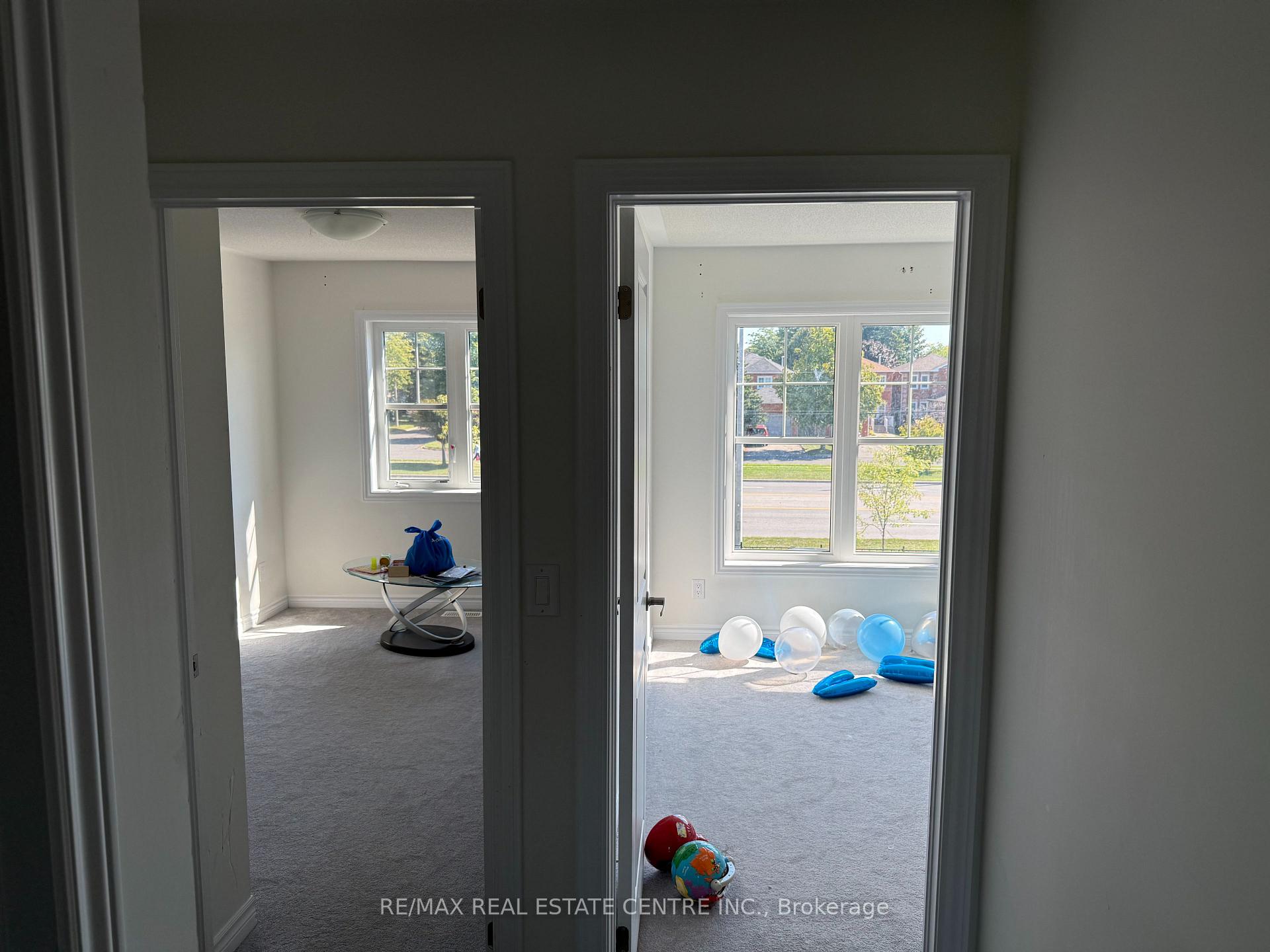 Photo 12 of Unit 26, 26 Paradise Way E, Whitby, Rolling Acres — HOMEH