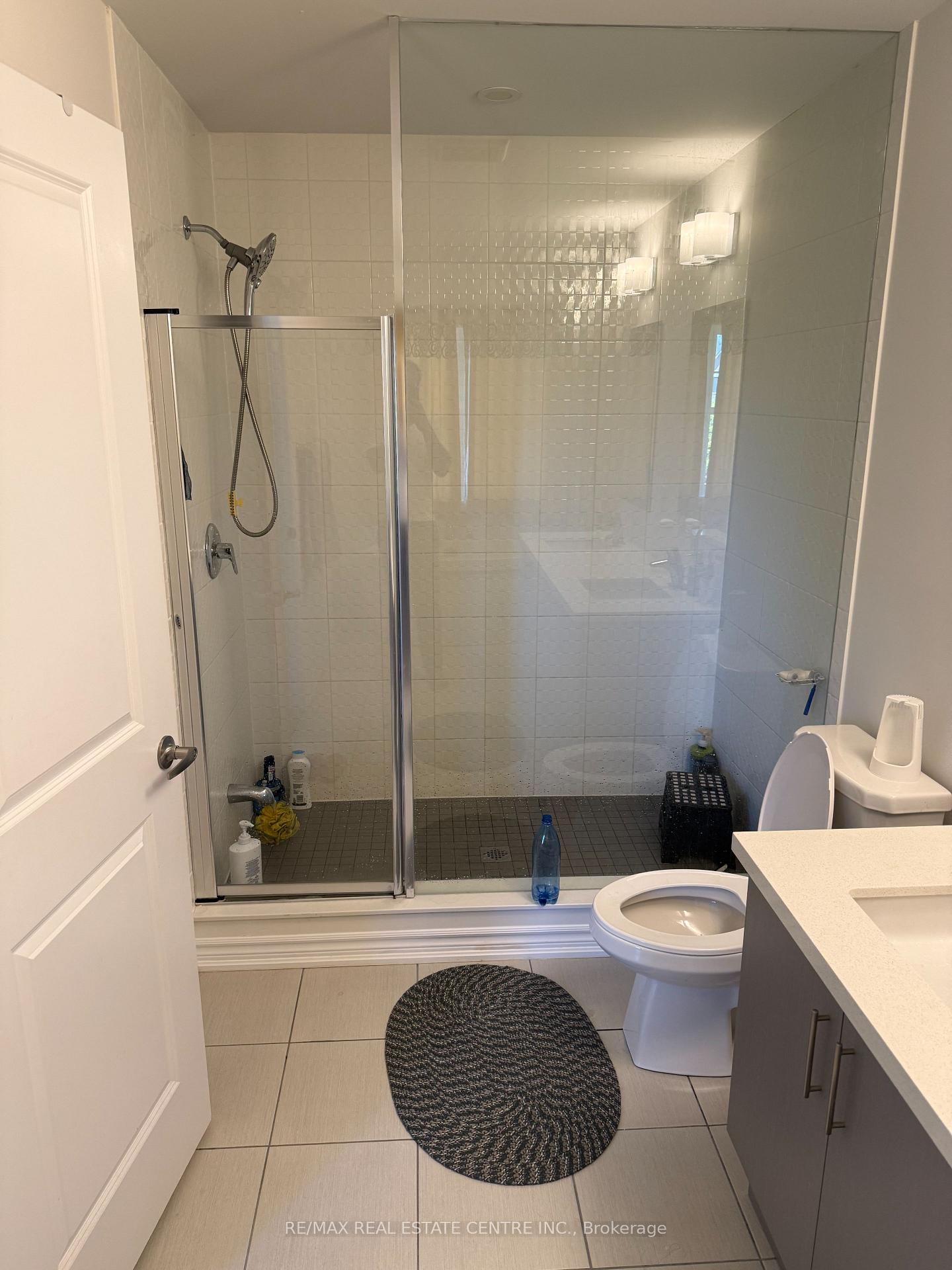 Photo 2 of Unit 26, 26 Paradise Way E, Whitby, Rolling Acres — HOMEH