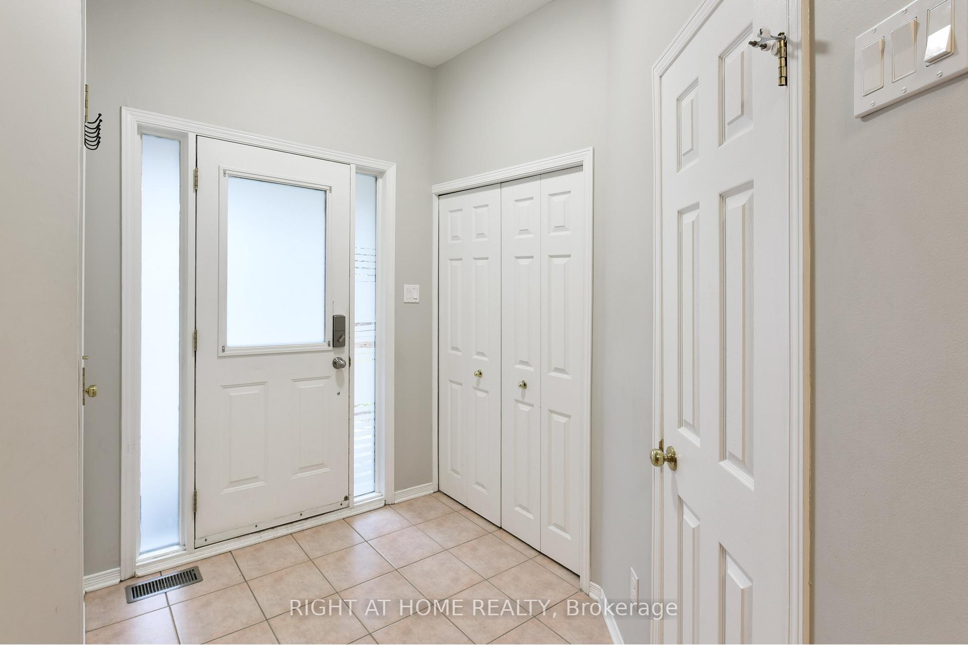 Photo 19 of 124 Blackdome Crescent, Ottawa, Kanata - Kanata Lakes/Heritage Hills — HOMEH