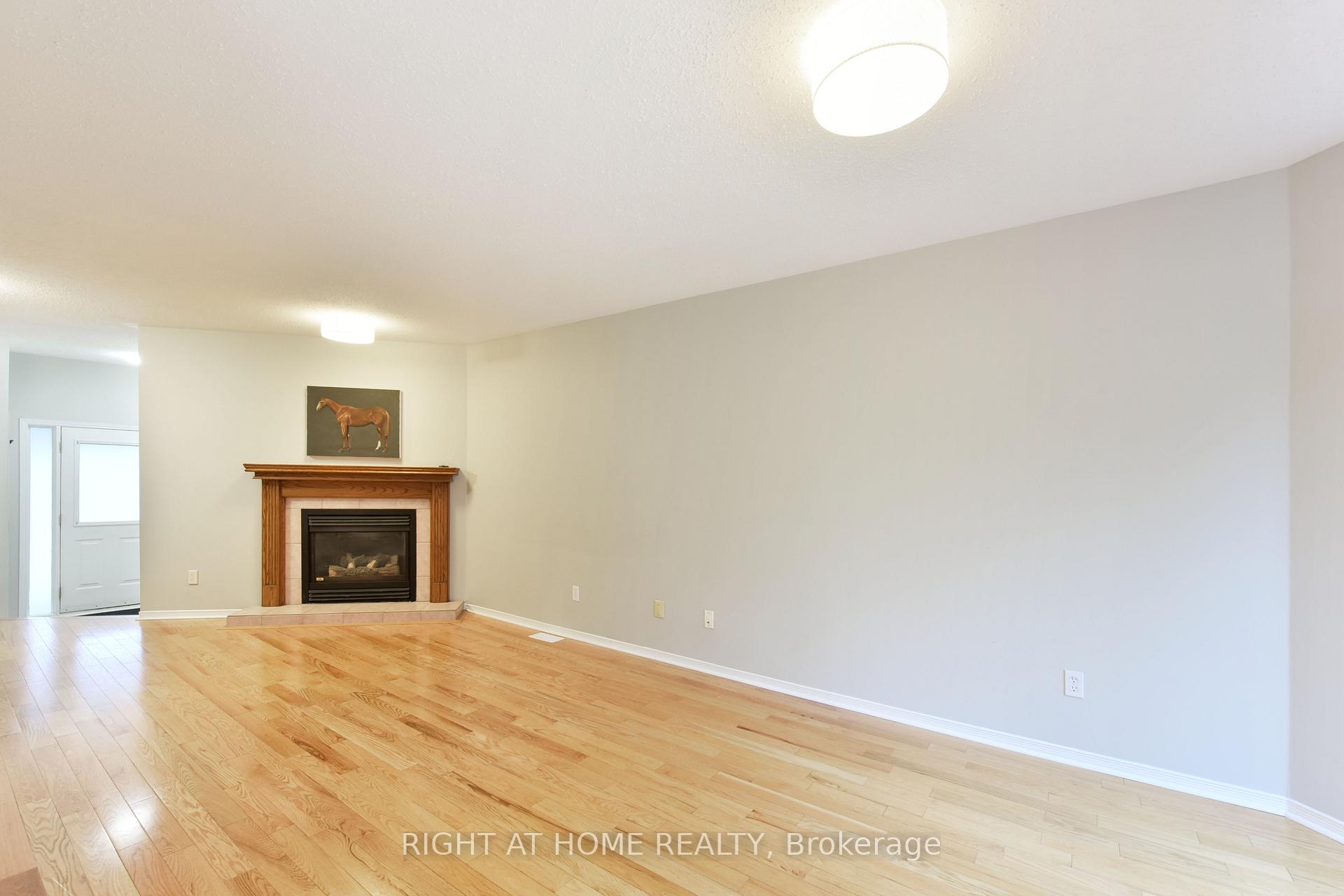 Photo 9 of 124 Blackdome Crescent, Ottawa, Kanata - Kanata Lakes/Heritage Hills — HOMEH