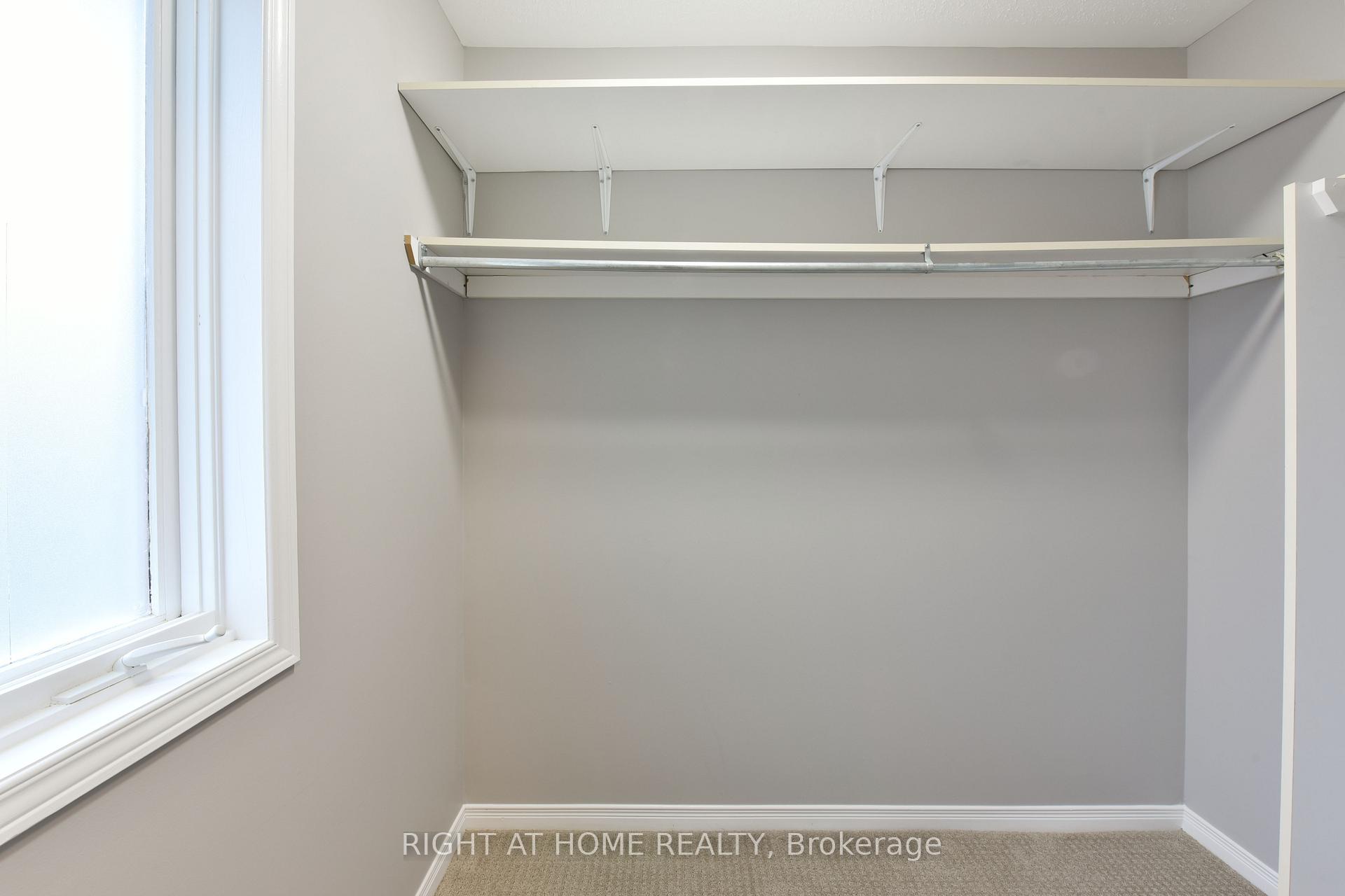 Photo 4 of 124 Blackdome Crescent, Ottawa, Kanata - Kanata Lakes/Heritage Hills — HOMEH