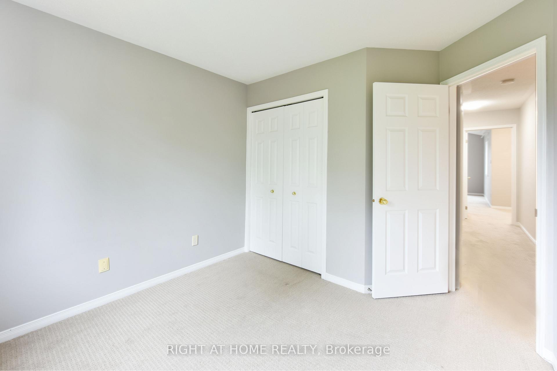 Photo 7 of 124 Blackdome Crescent, Ottawa, Kanata - Kanata Lakes/Heritage Hills — HOMEH