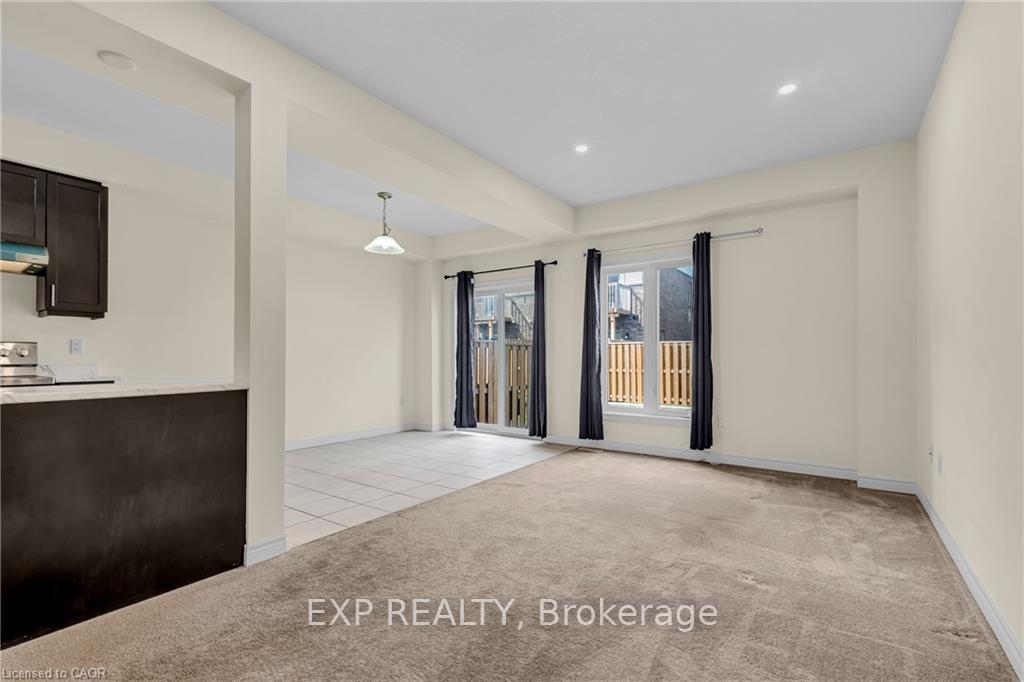 Photo 24 of 11 Garlent Avenue, Hamilton, Meadowlands — HOMEH