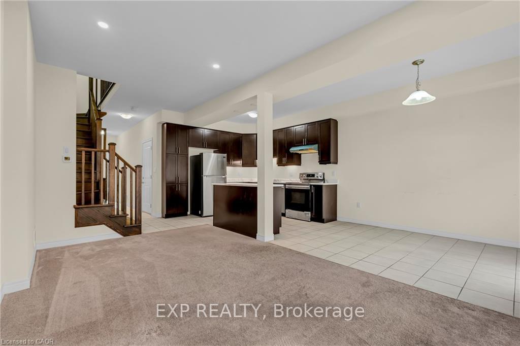 Photo 33 of 11 Garlent Avenue, Hamilton, Meadowlands — HOMEH