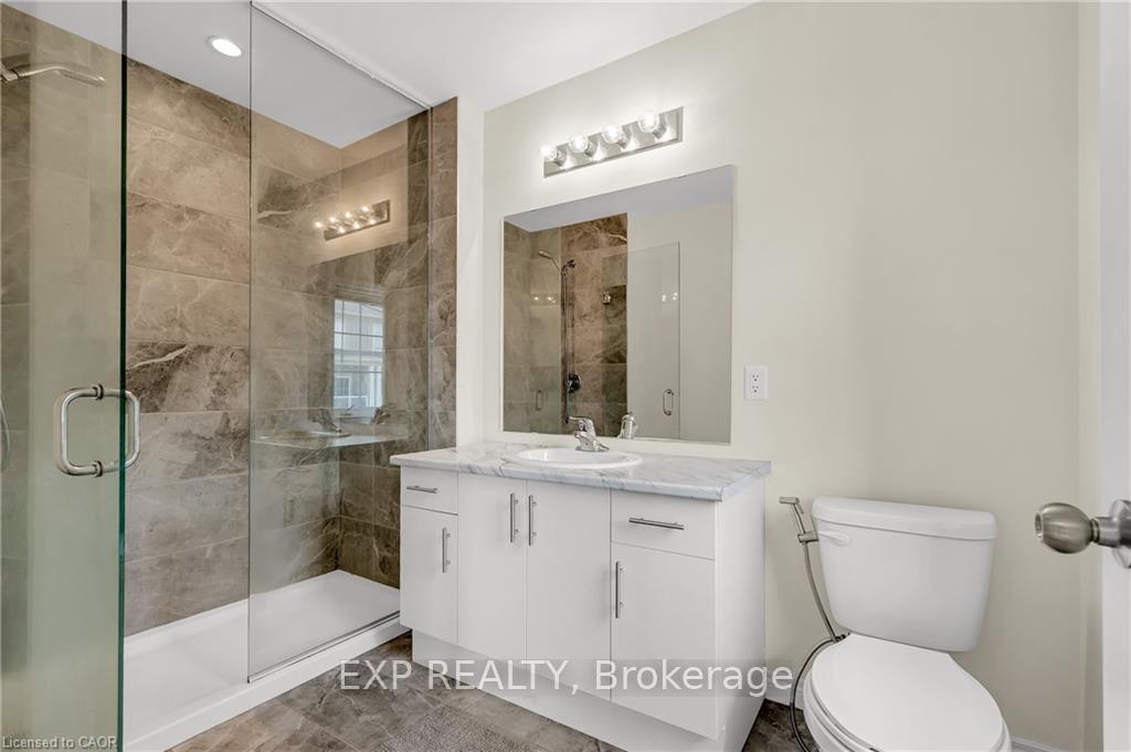 Photo 19 of 11 Garlent Avenue, Hamilton, Meadowlands — HOMEH