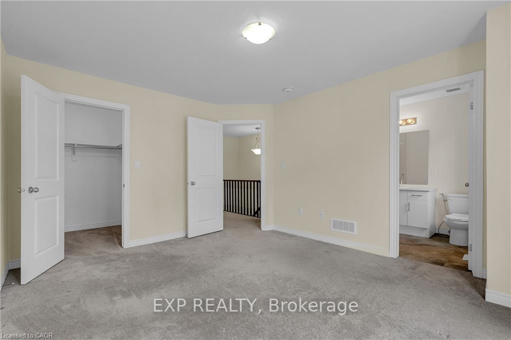 Photo 20 of 11 Garlent Avenue, Hamilton, Meadowlands — HOMEH