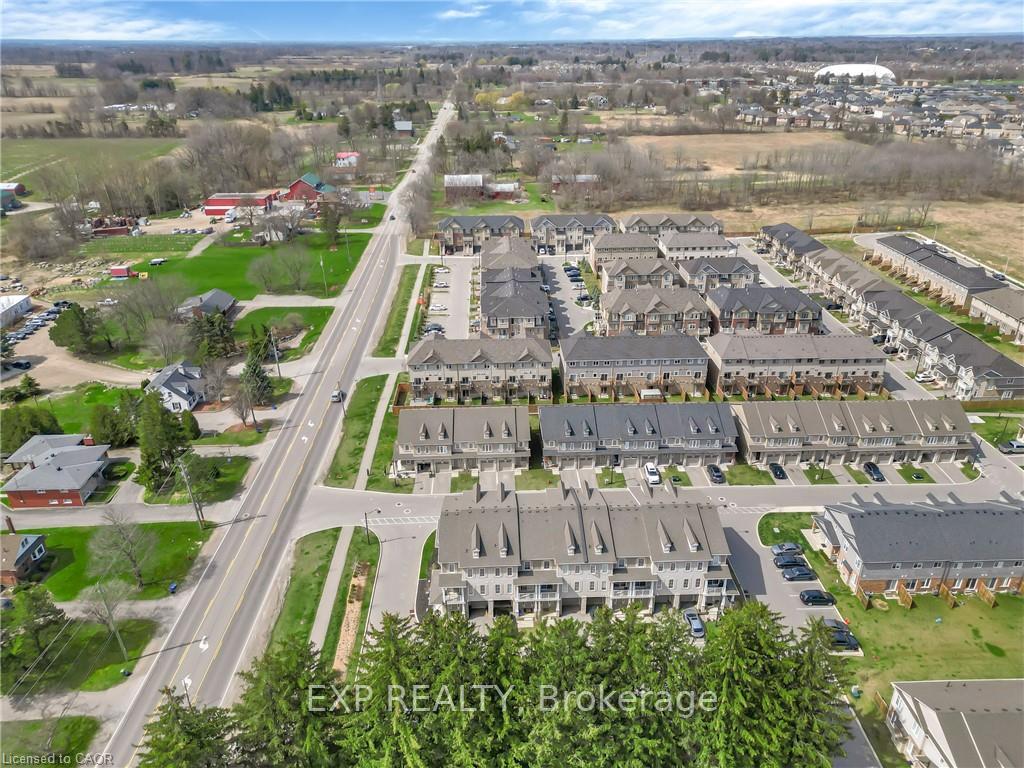 Photo 18 of 11 Garlent Avenue, Hamilton, Meadowlands — HOMEH