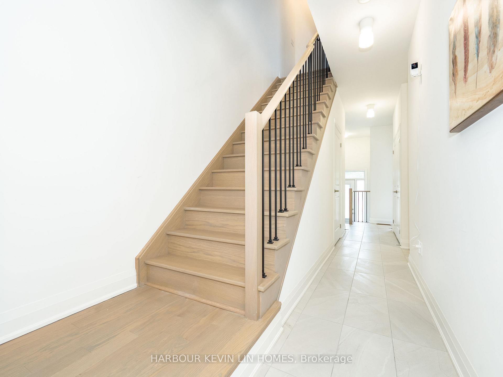 Photo 6 of 48 Carole Bell Way, Markham, Wismer — HOMEH