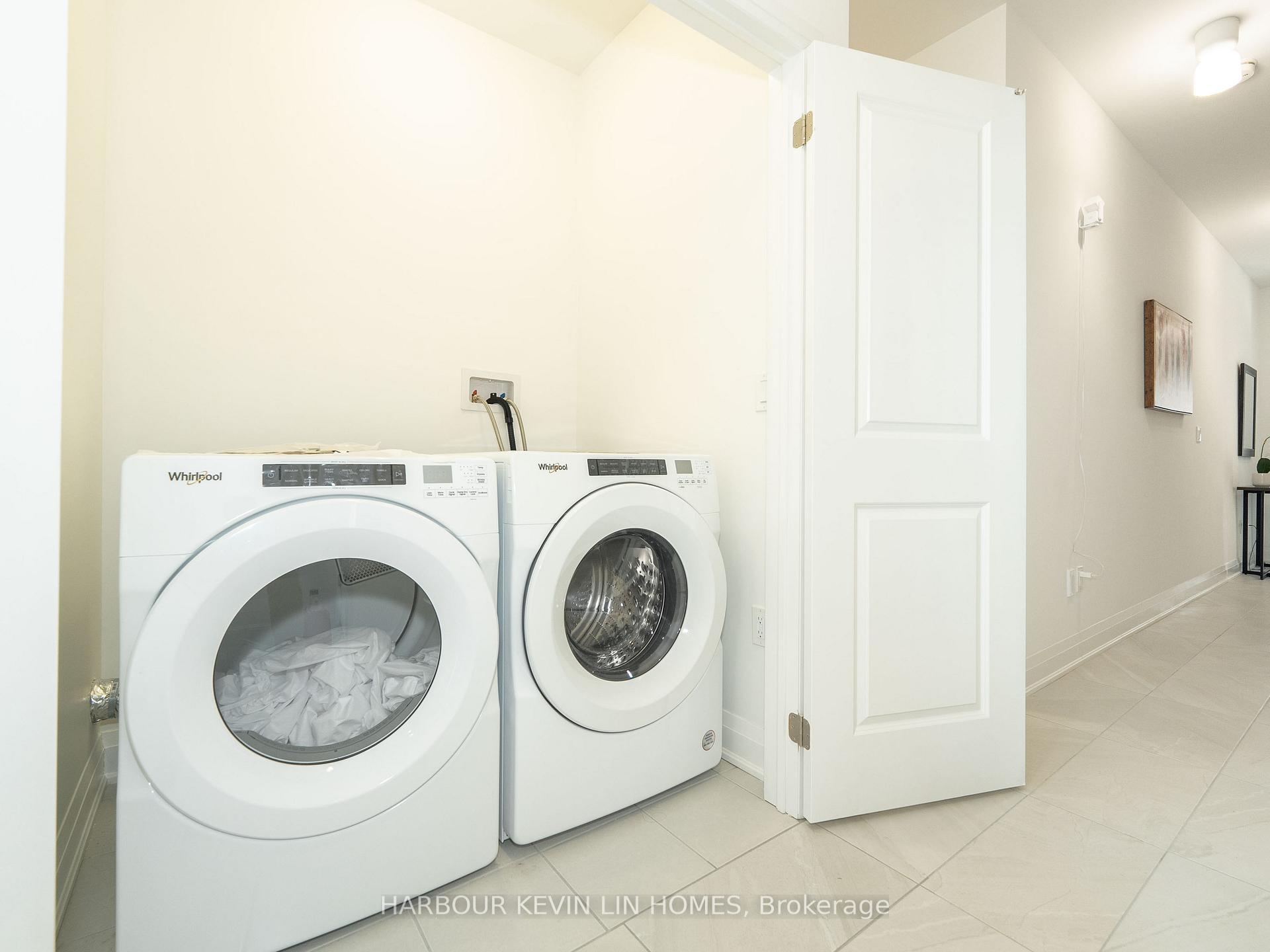 Photo 19 of 48 Carole Bell Way, Markham, Wismer — HOMEH