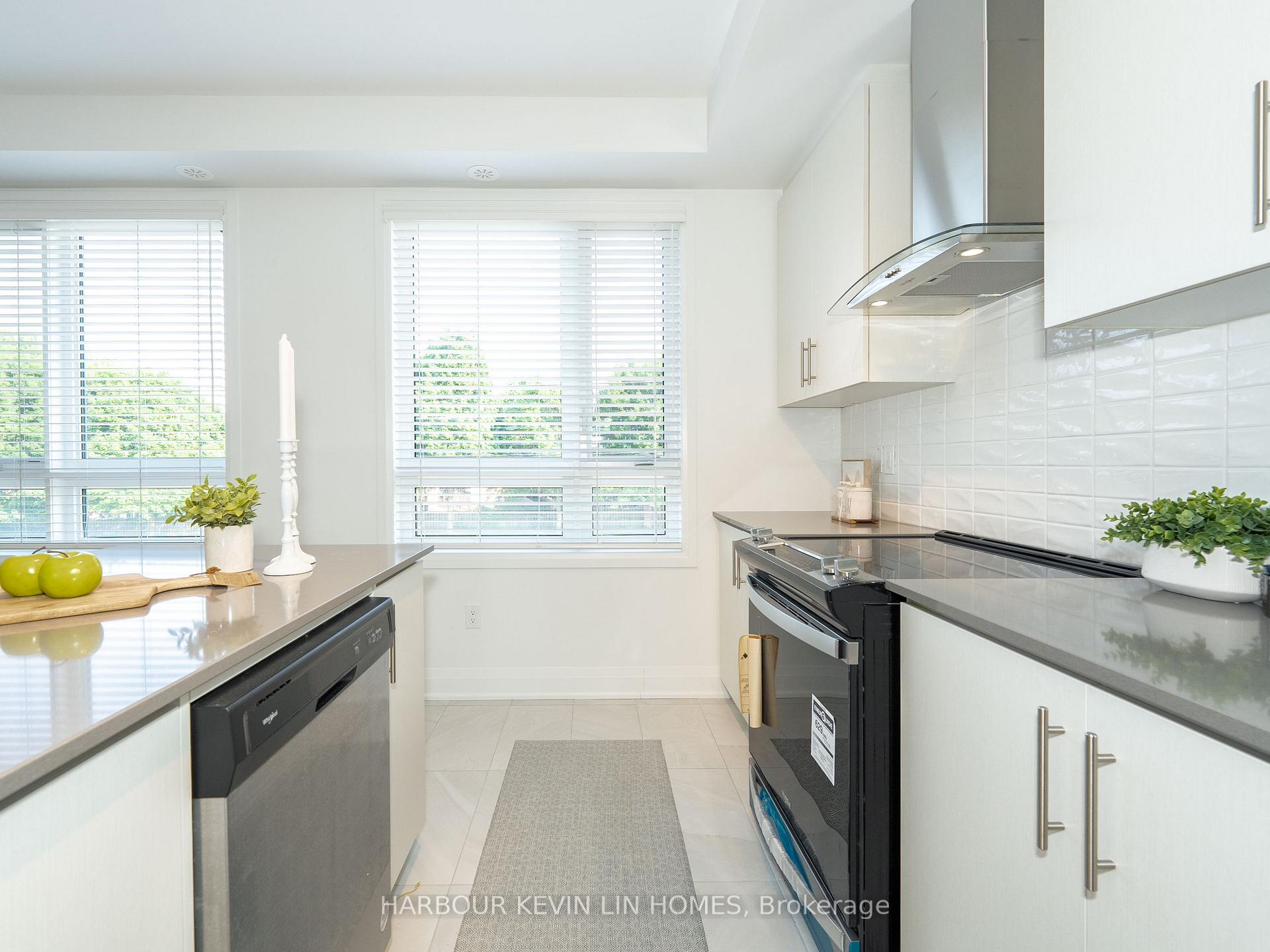 Photo 27 of 48 Carole Bell Way, Markham, Wismer — HOMEH