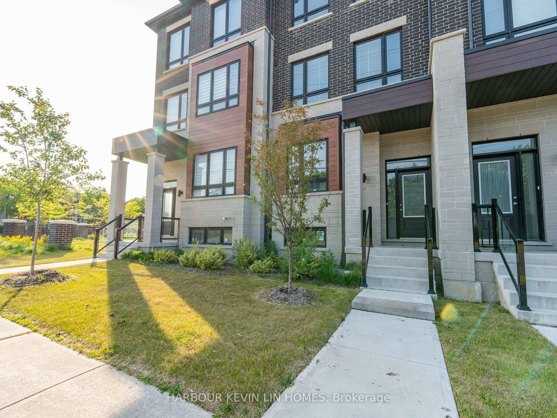 Photo 23 of 48 Carole Bell Way, Markham, Wismer — HOMEH
